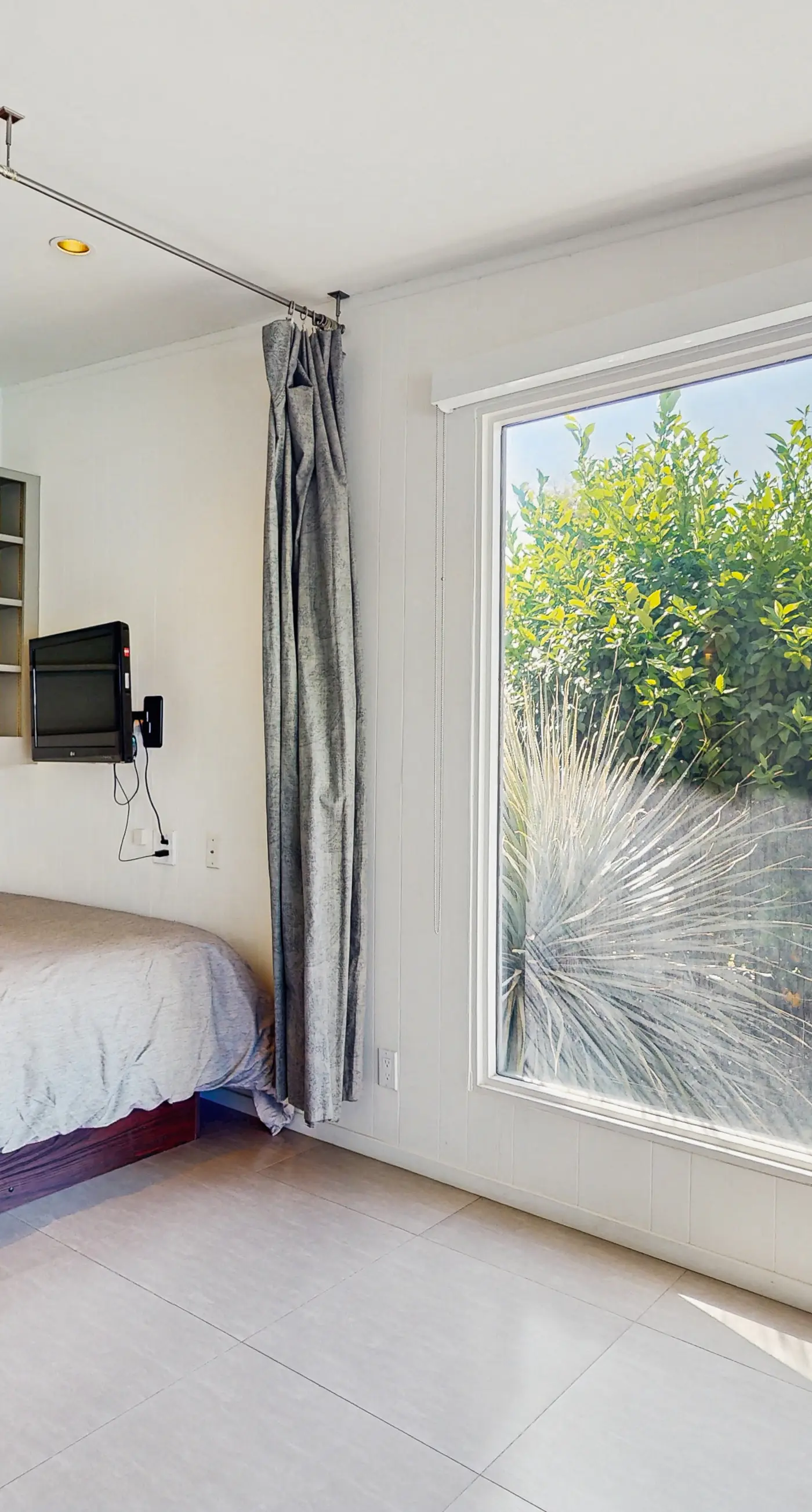 Mod Reflections at Tamarisk