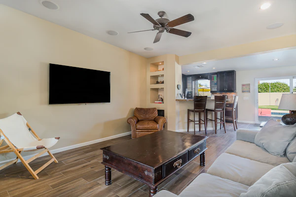 Centrally Located Retreat with Saltwater Pool, Spa, Firepit & Pool Table