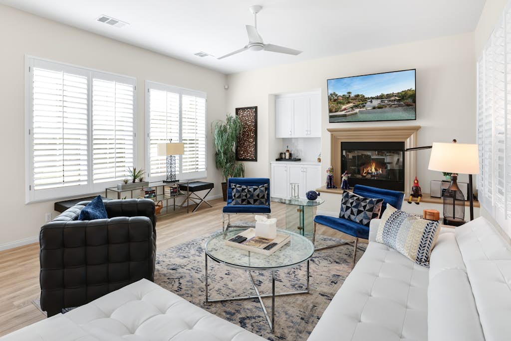 Luxury lakefront desert home w/ private pool, pool spa, putting greens