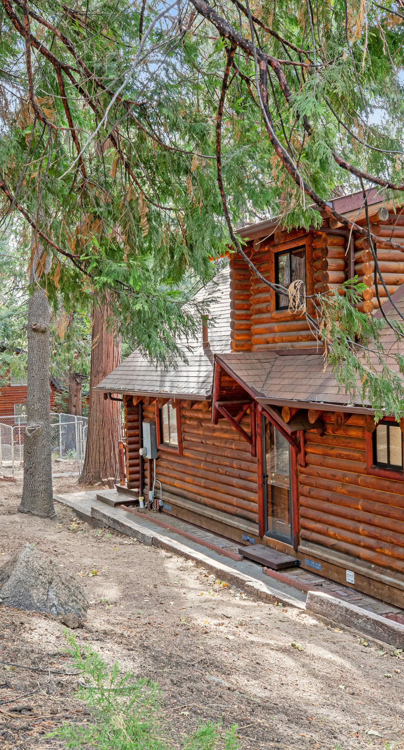 Deer Lane Lodge