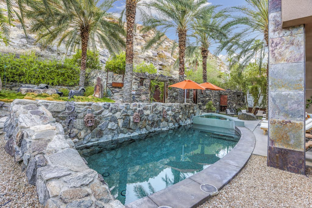 One-of-a-kind luxury home with private pool & spa, WiFi, AC & on-site ruins