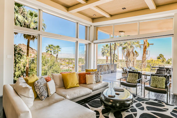 One-of-a-kind luxury home with private pool & spa, WiFi, AC & on-site ruins
