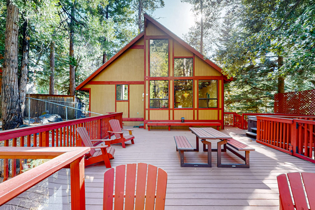 Strawberry Creek Cabin