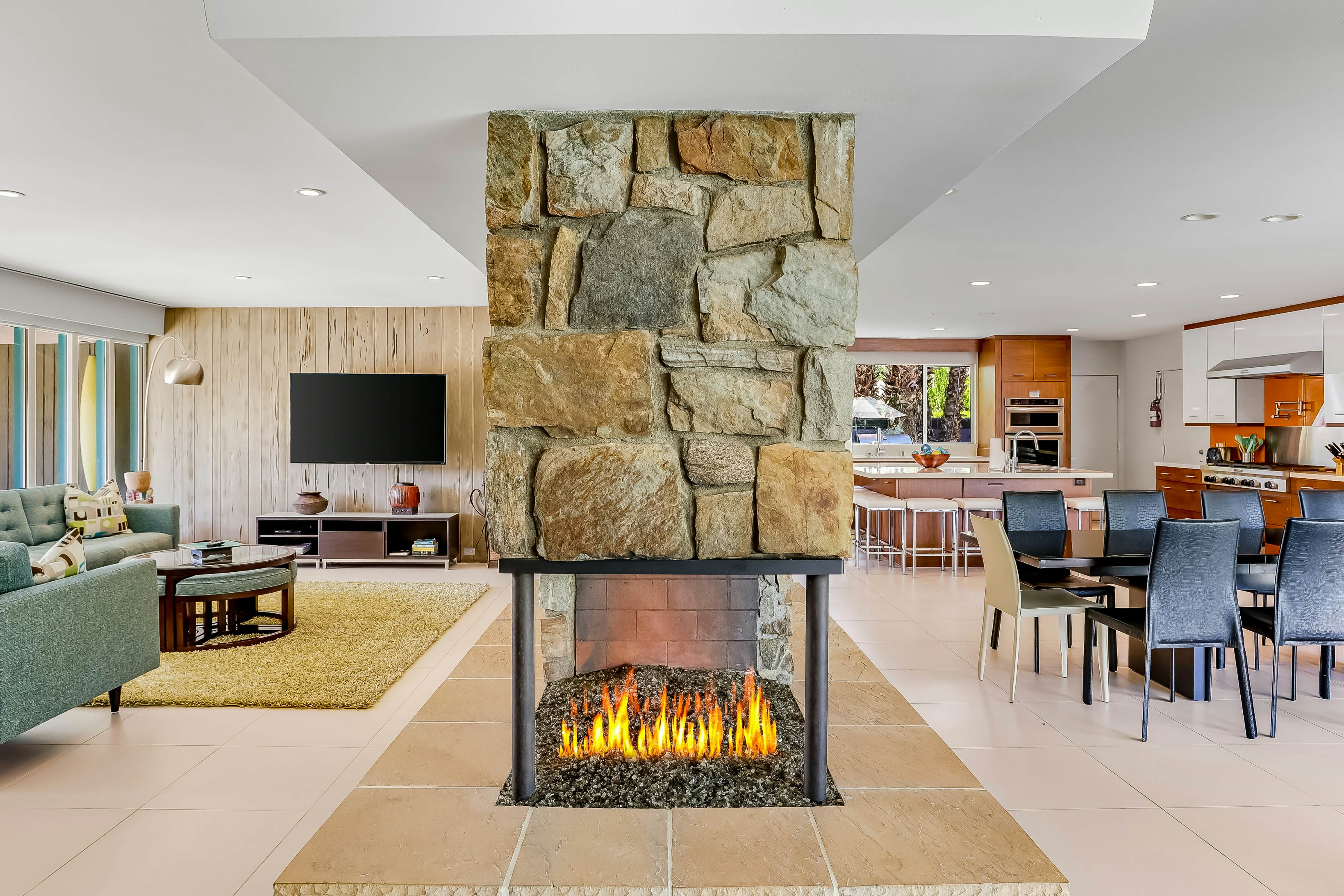 Palm Springs Perfection - 2243