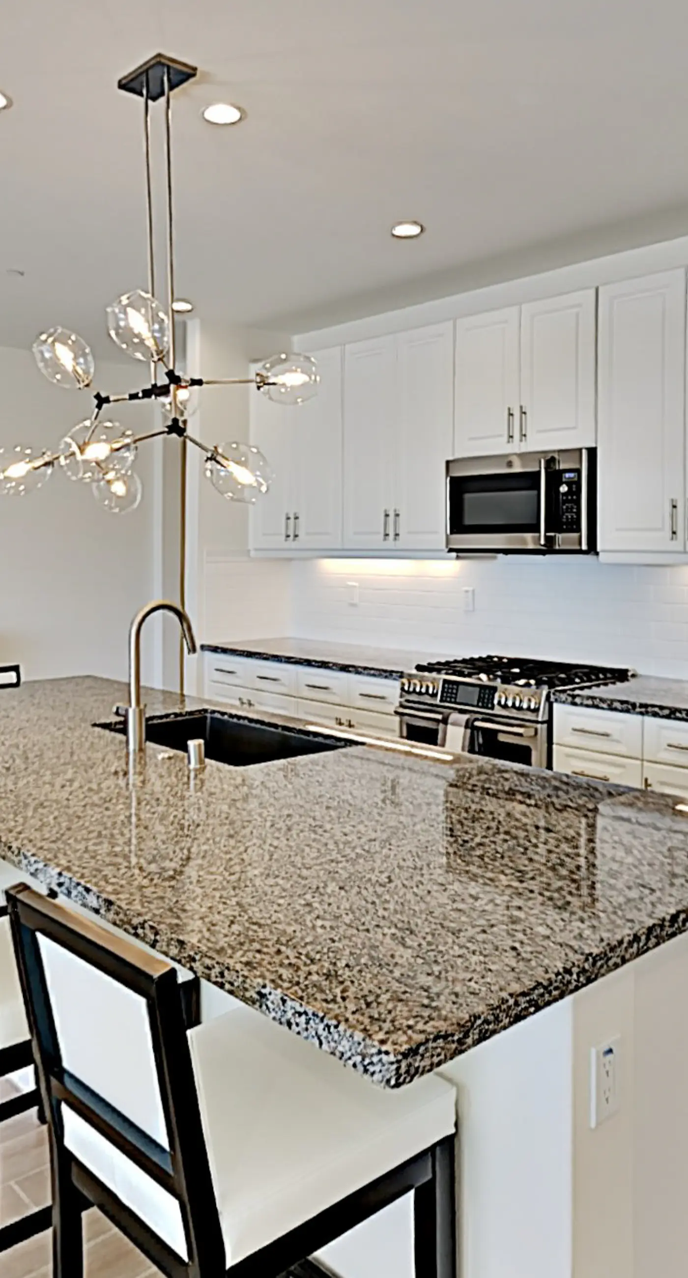 Murray Canyon Manor  -31-Day Minimum Rental