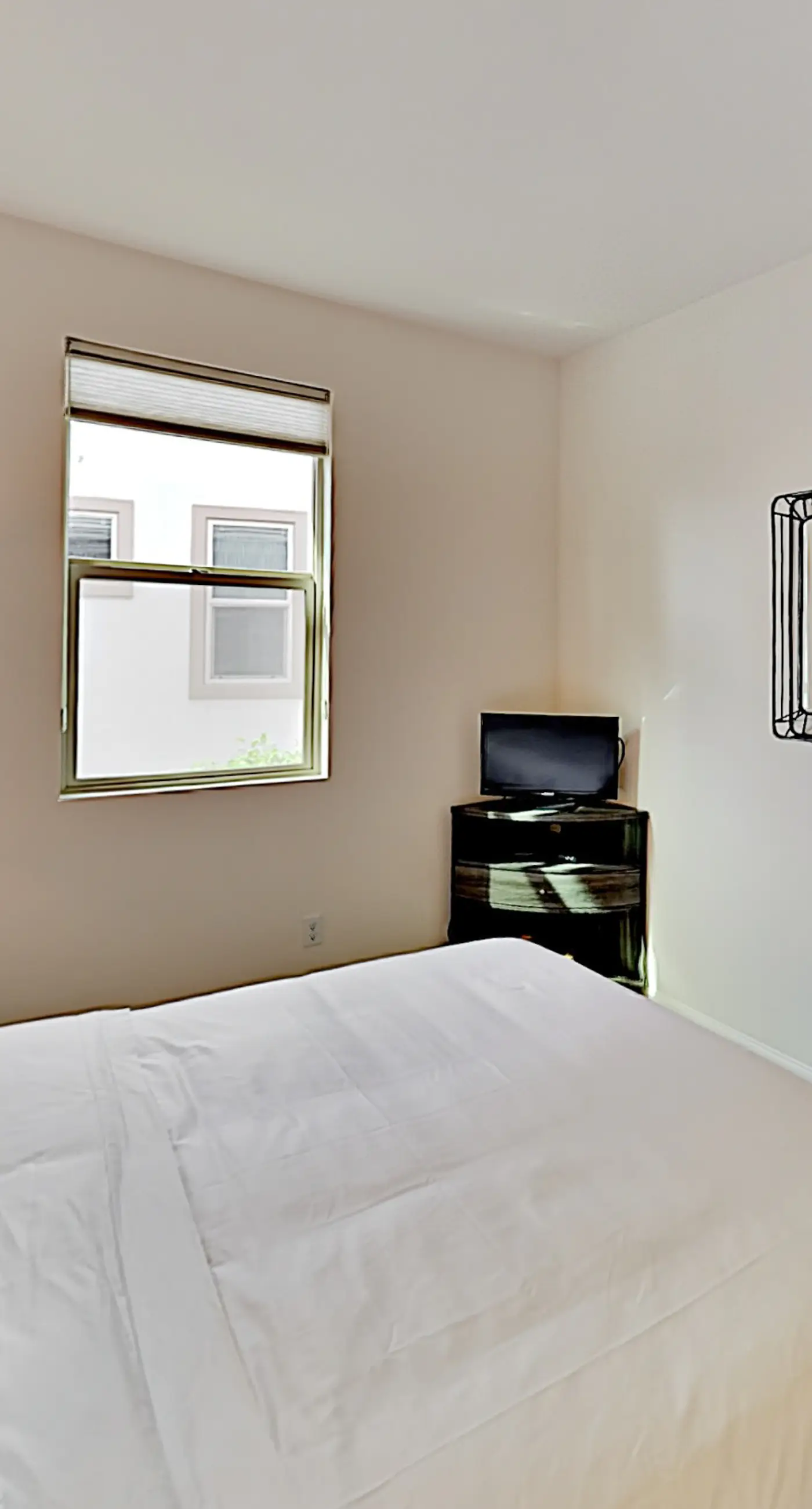 Murray Canyon Manor  -31-Day Minimum Rental