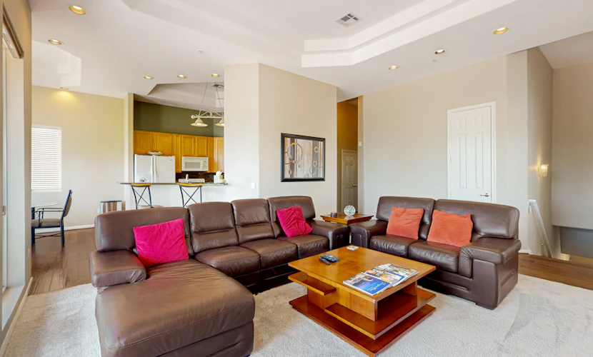Elegant condominium, luxurious retreat, breathtaking views