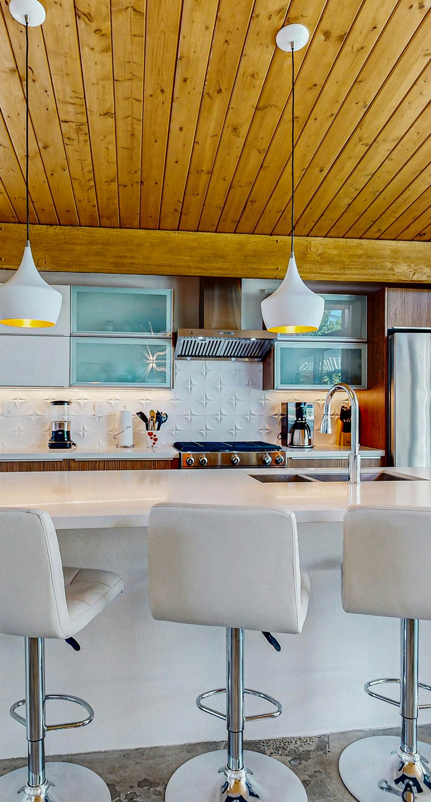 Iconic Mid-Century Modern Escape - 4729