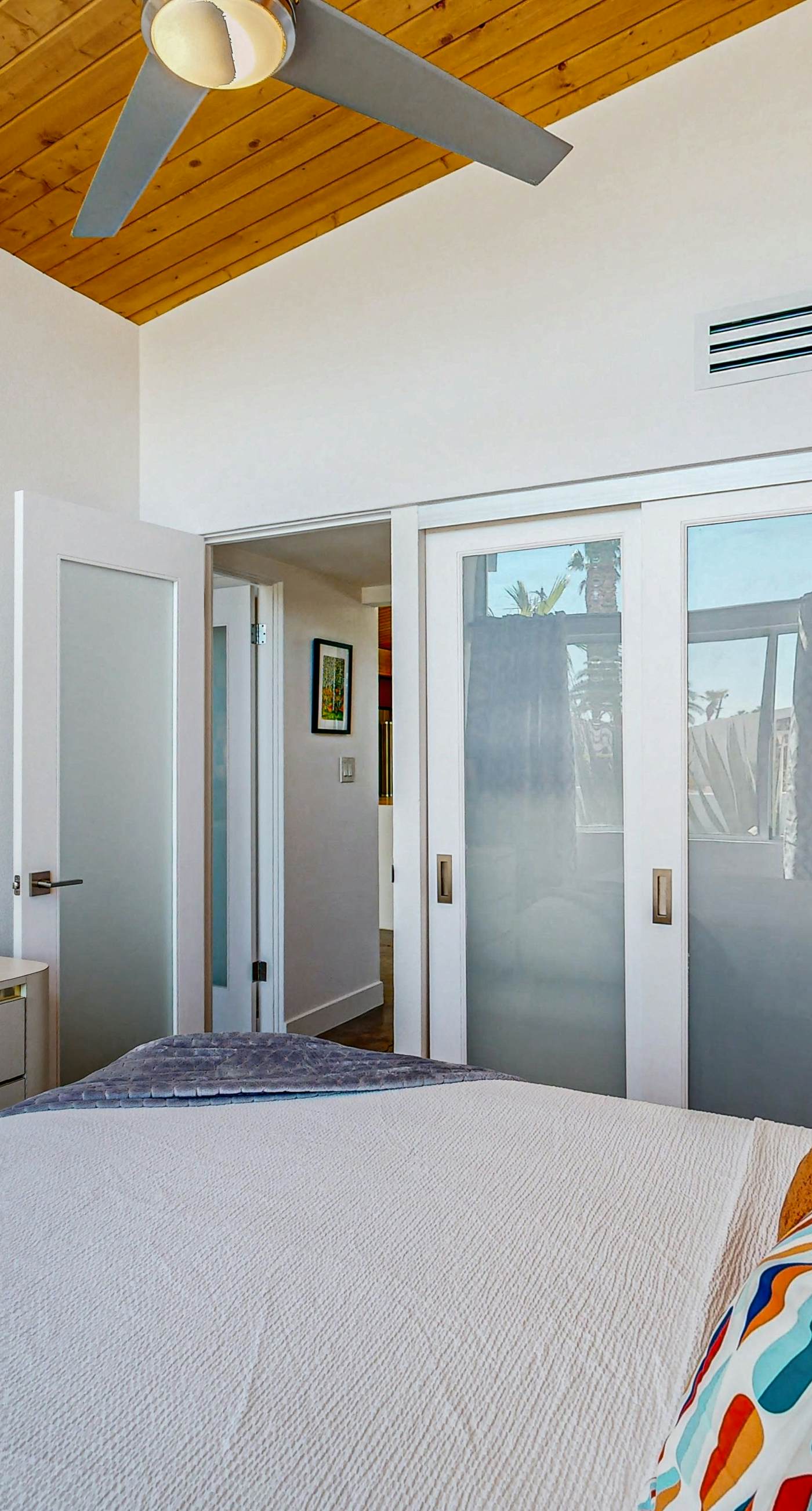 Iconic Mid-Century Modern Escape - 4729