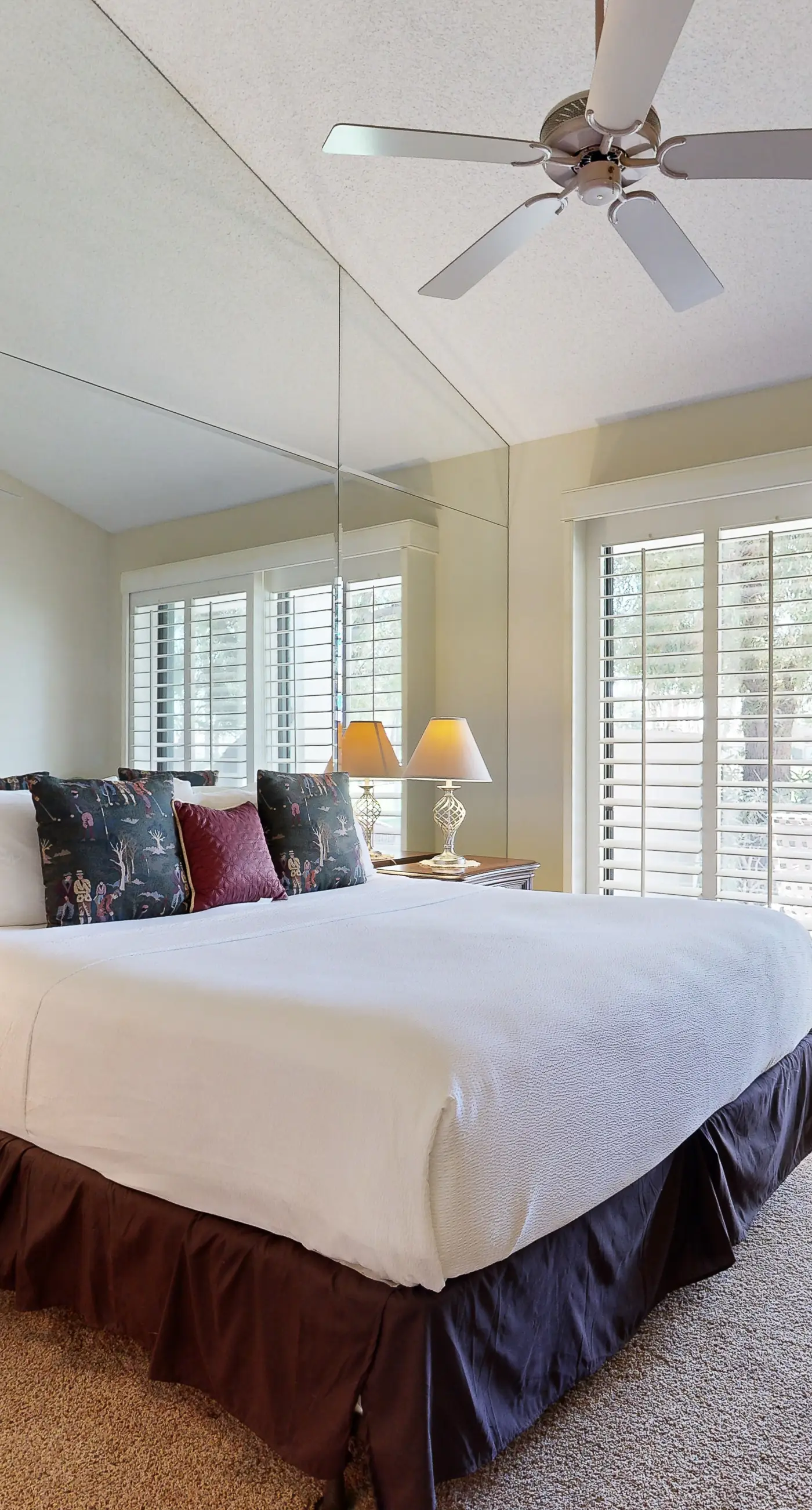 Shoal Creek Manor