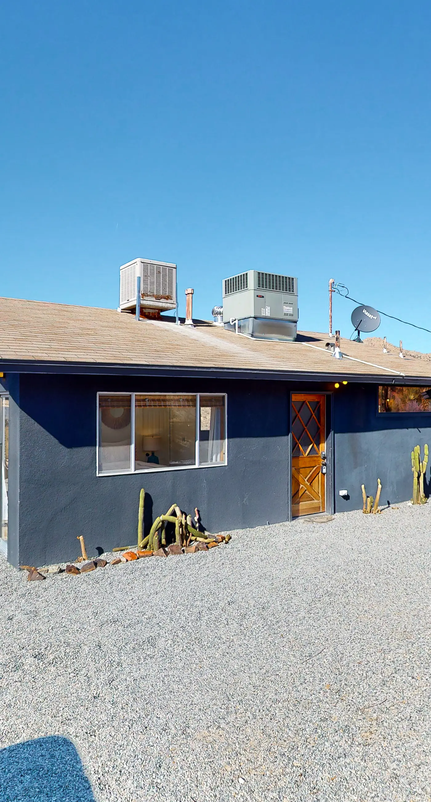 Desert Noir Retreat