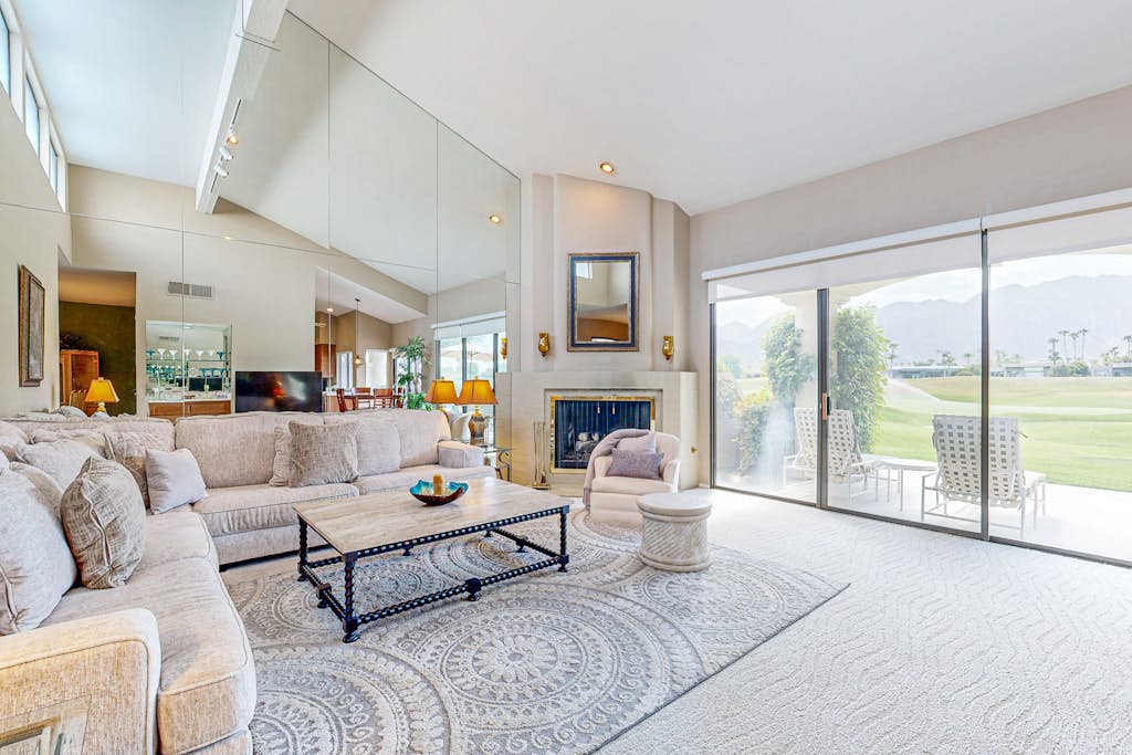 Spacious All-Suite Resort Condo at PGA West with Patio & Pool 2BR #065256