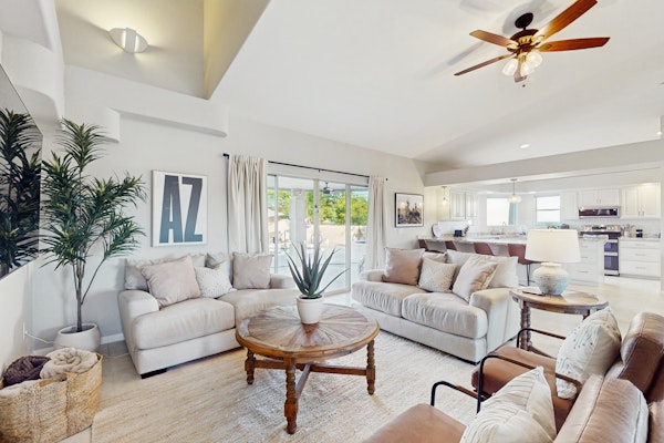 Luxury home w/ private pool & optional pool heat, rooftop patio & mountain views