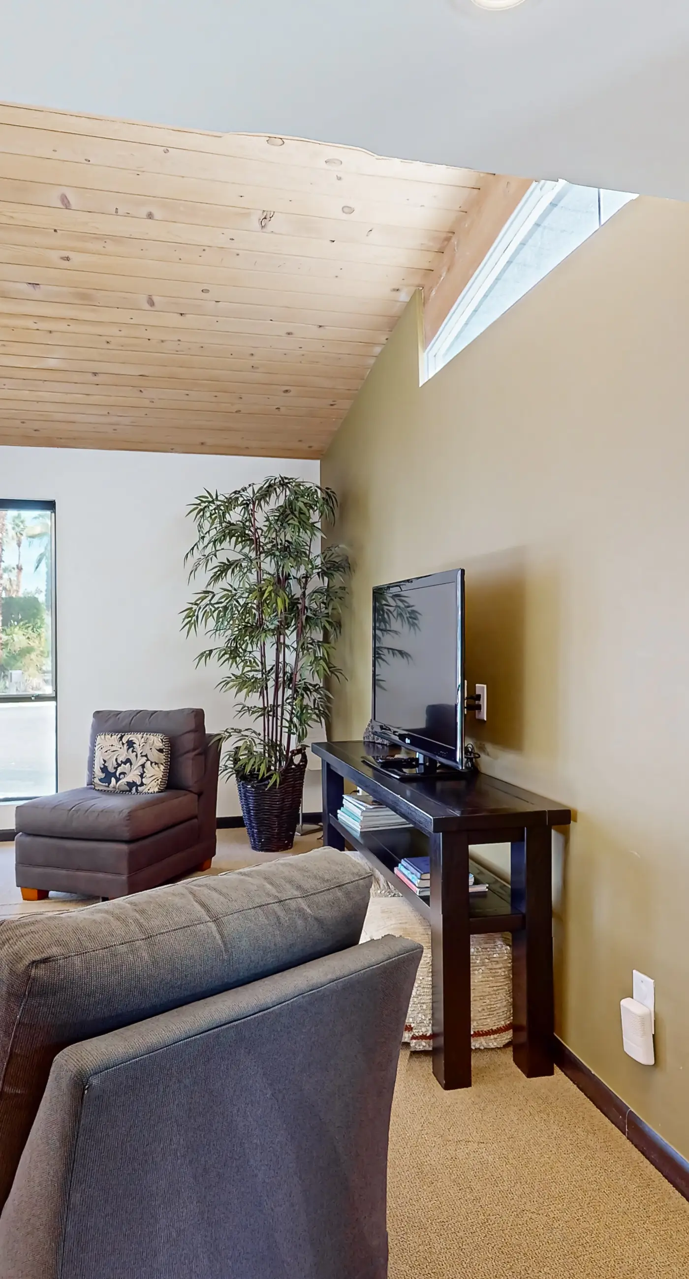 Zen Inspired Sanctuary - 1131