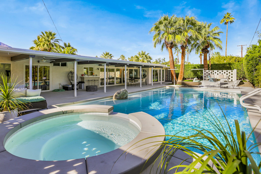 The Burton Estate - 3992