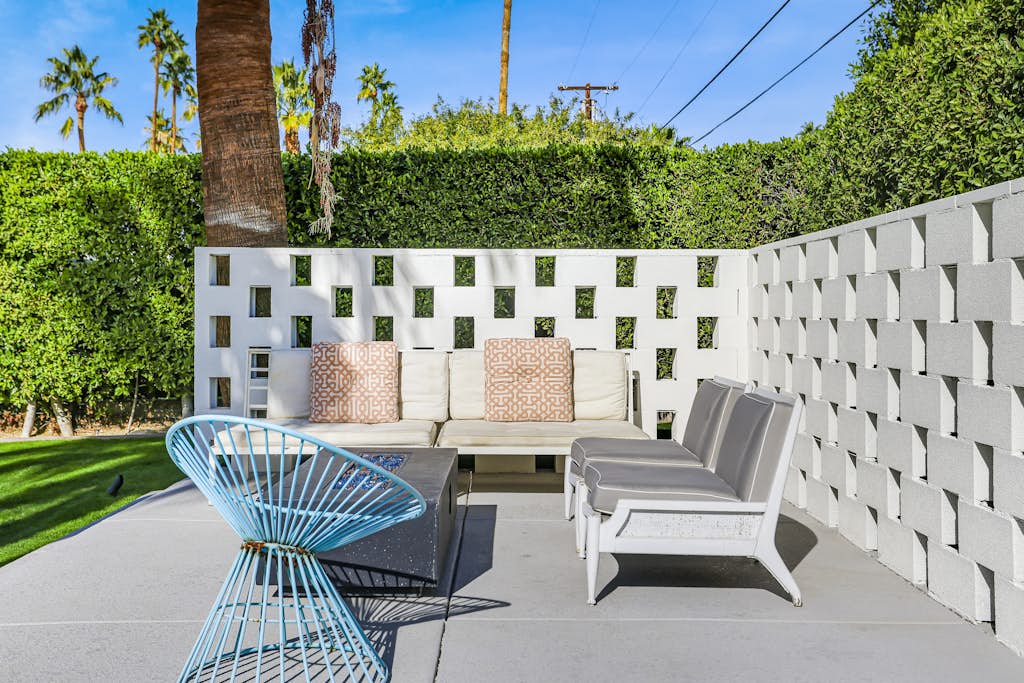 Luxury Home with Private Pool - Central AC, Fireplace, W/D & WiFi - Dog-Friendly