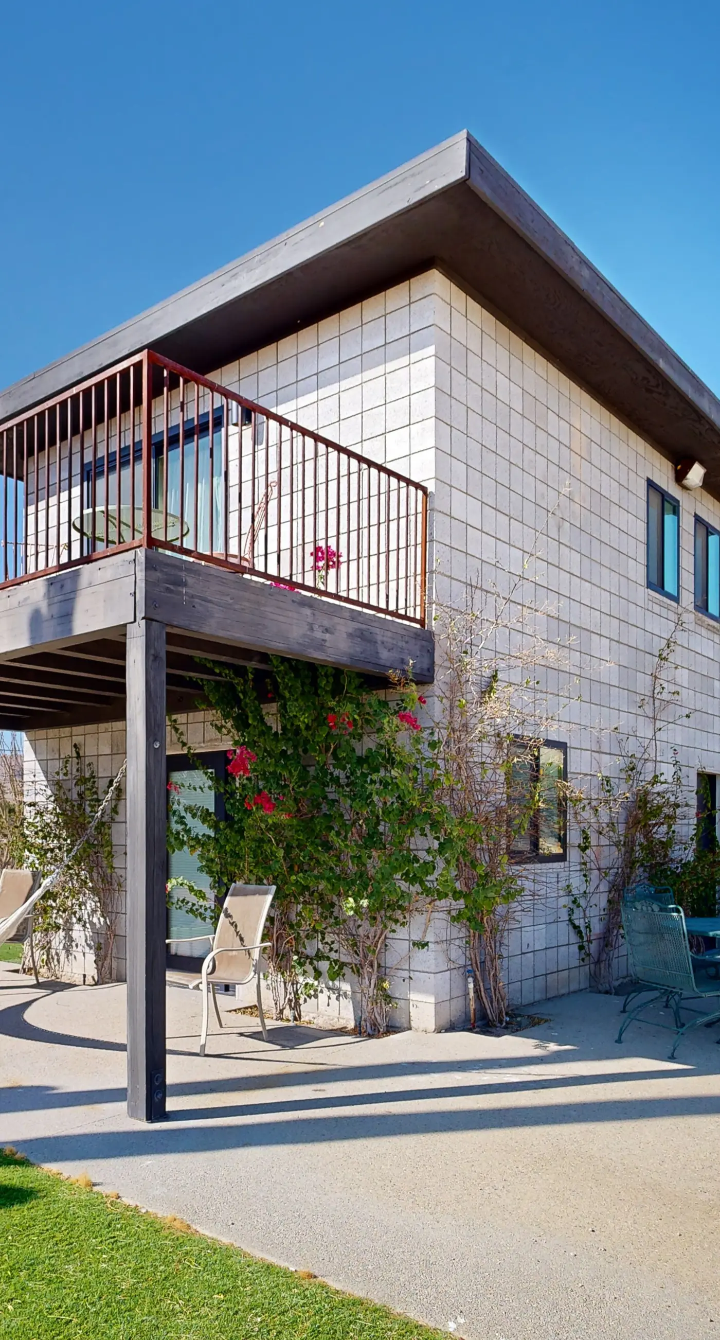 Saguaro Gardens Desert Retreat