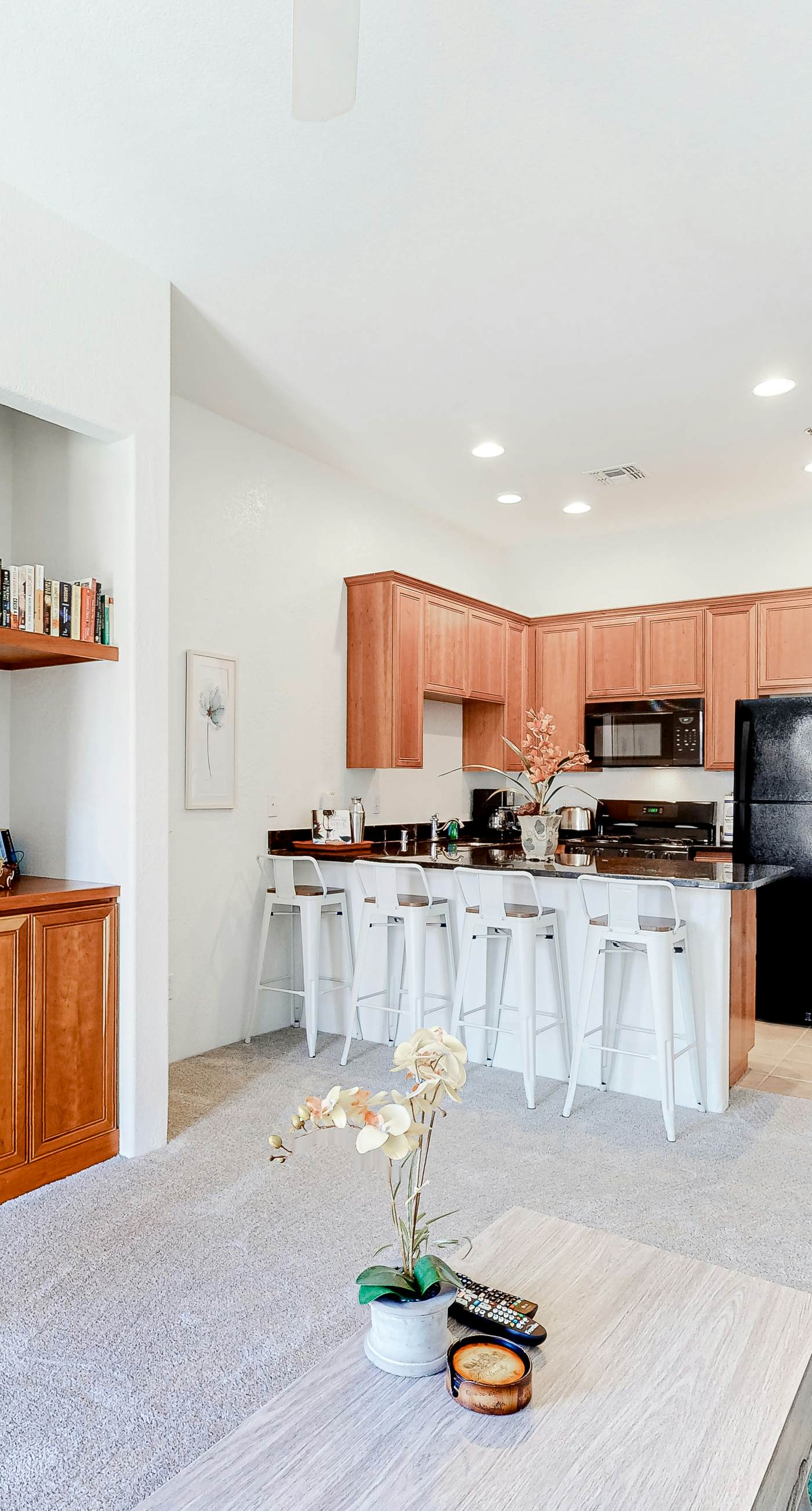 Sunny Days Retreat-260042