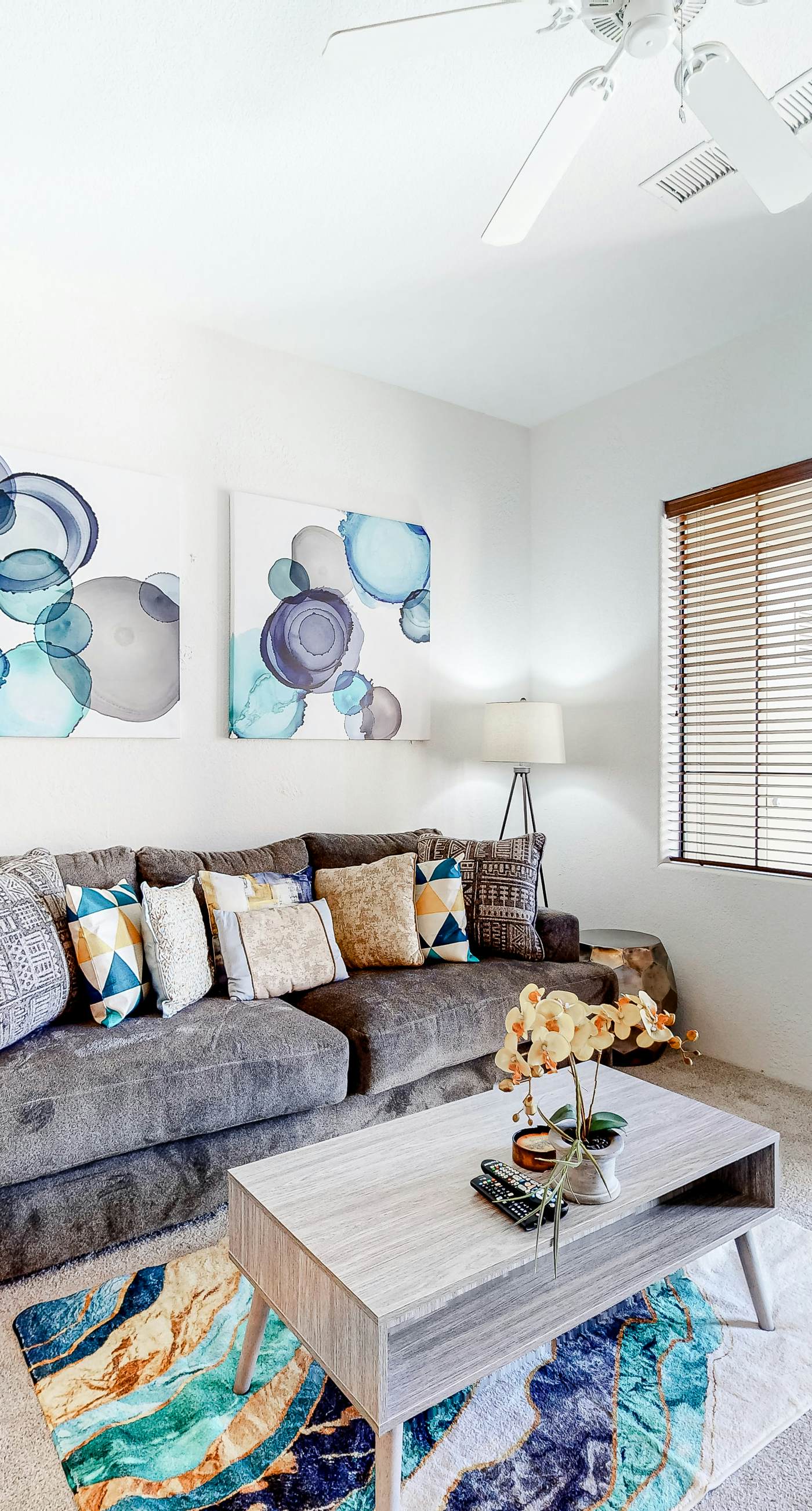 Sunny Days Retreat-260042