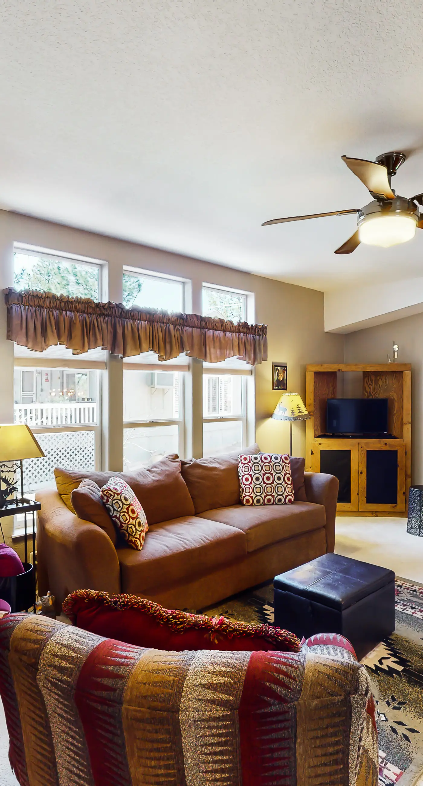 The Bear House in Munds Park