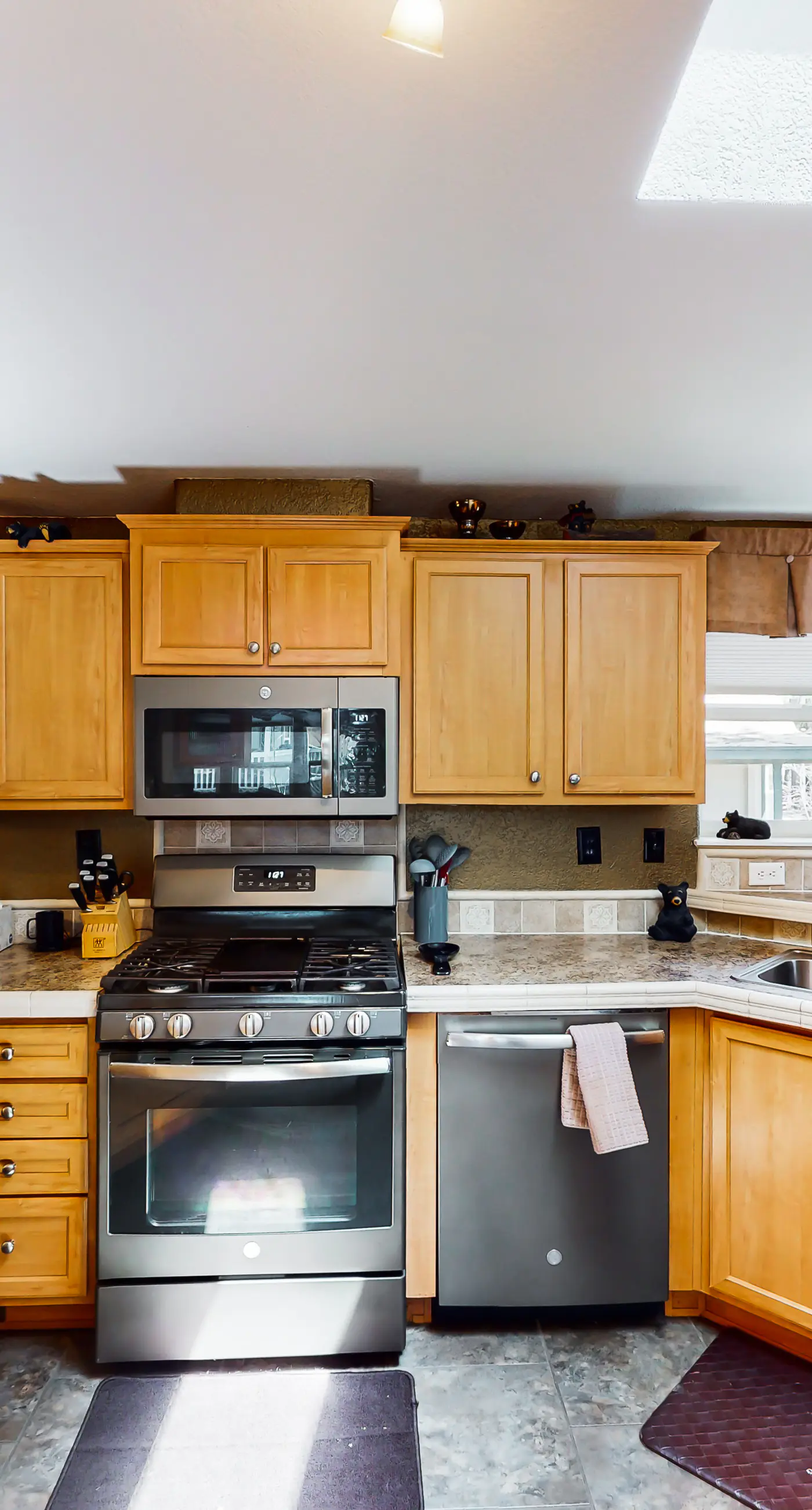 The Bear House in Munds Park