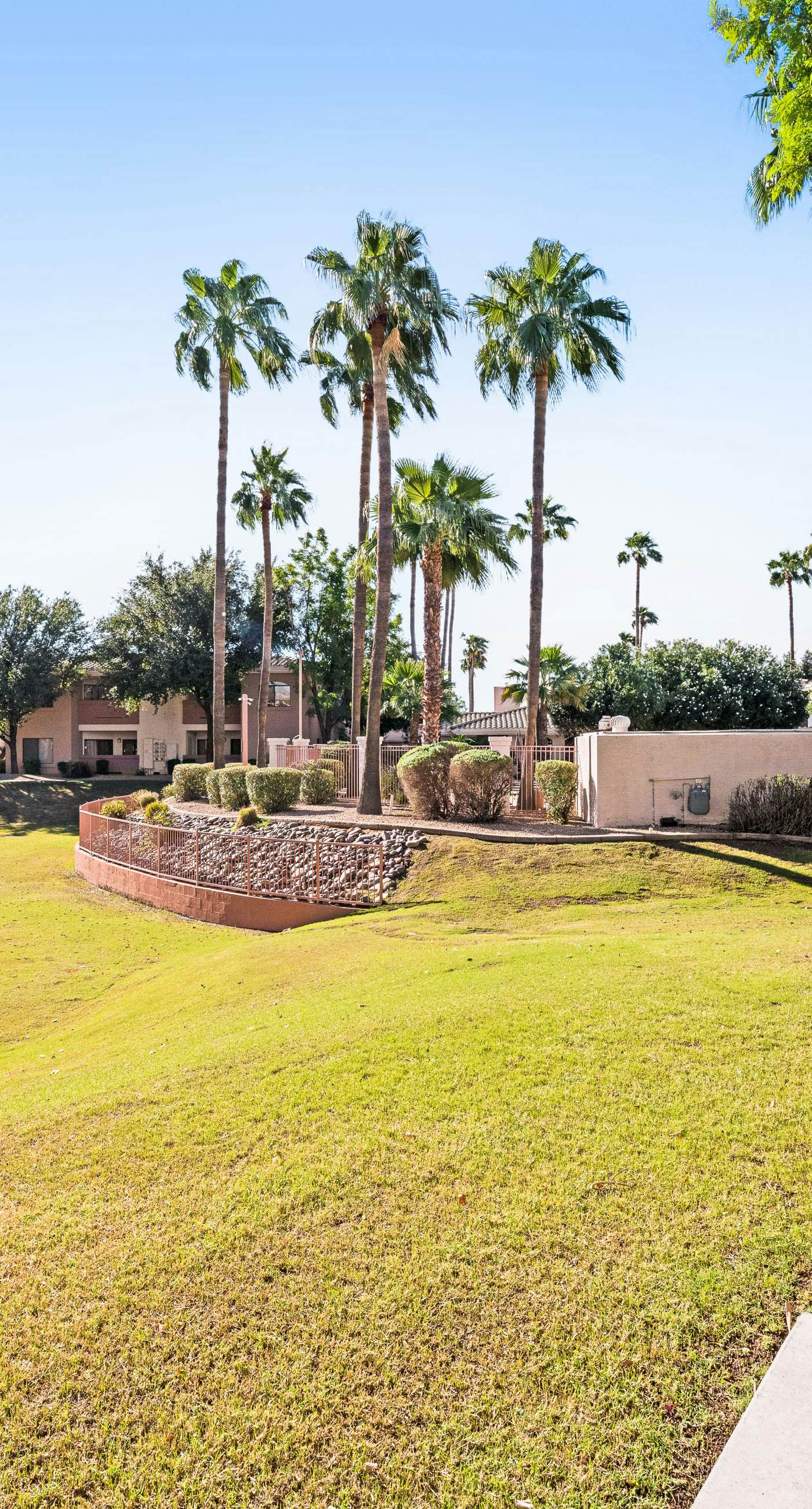 Desert Breeze Villas #137