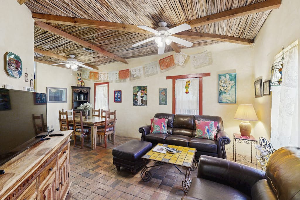 Southwestern home in a great downtown Tucson location w/ furnished patio & yard