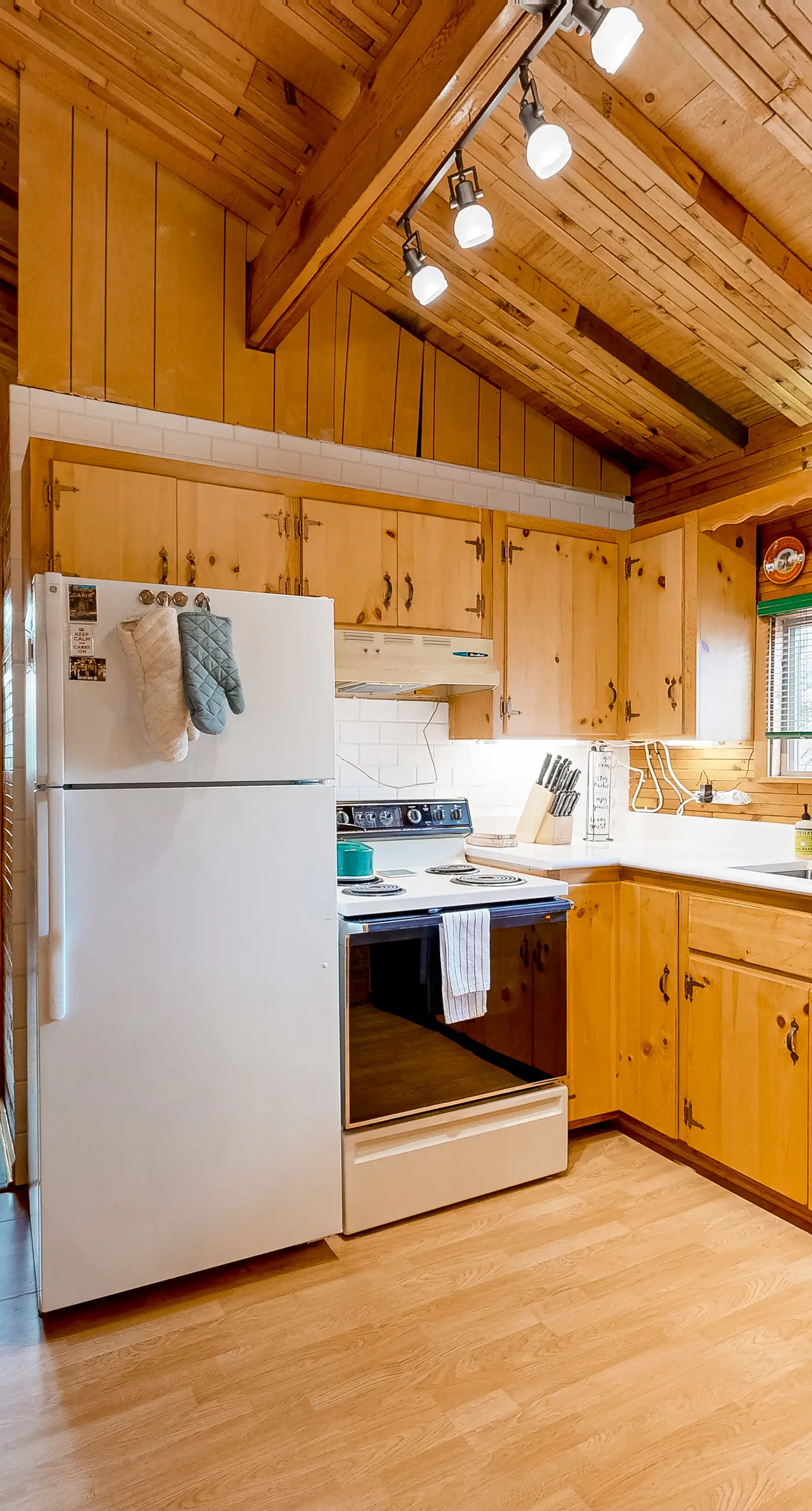 Caribou Cabin