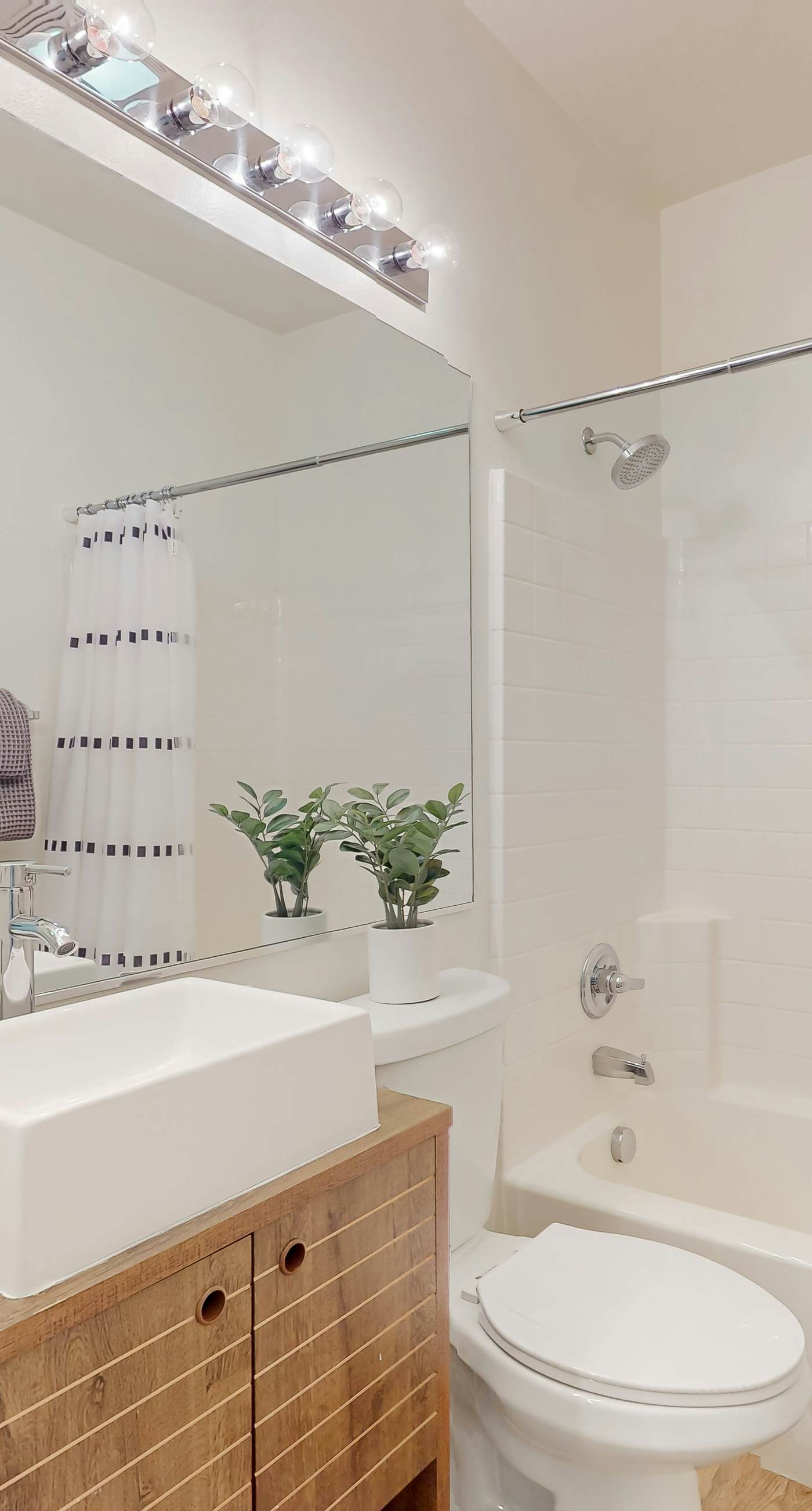 Tranquil Desert Sanctuary