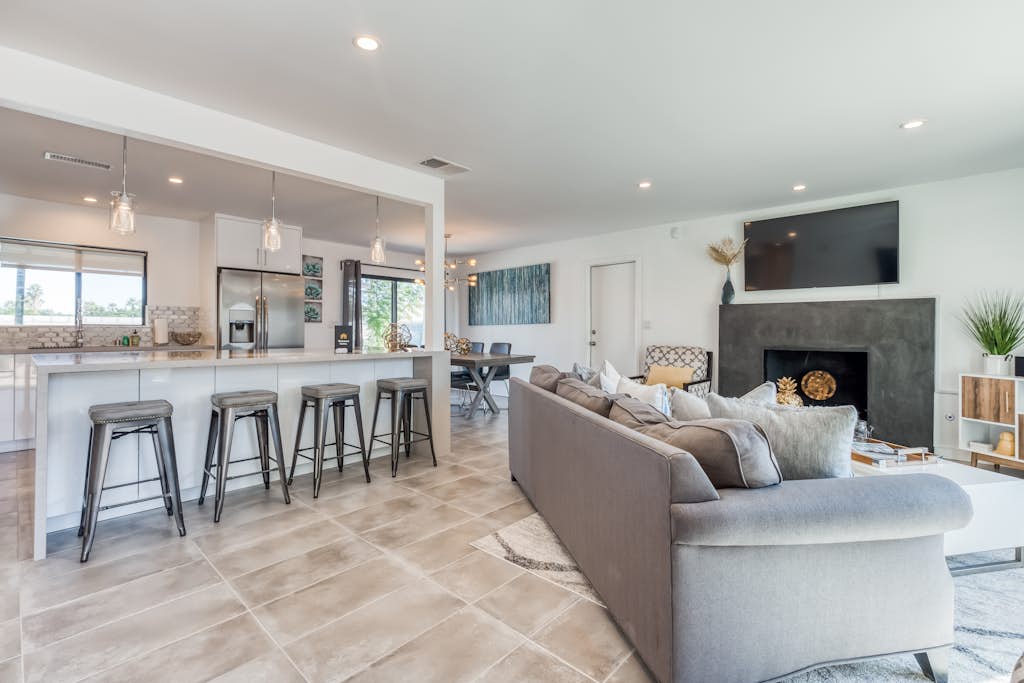 Dog-Friendly Home with Private Saltwater Pool & Spa, Mountain View