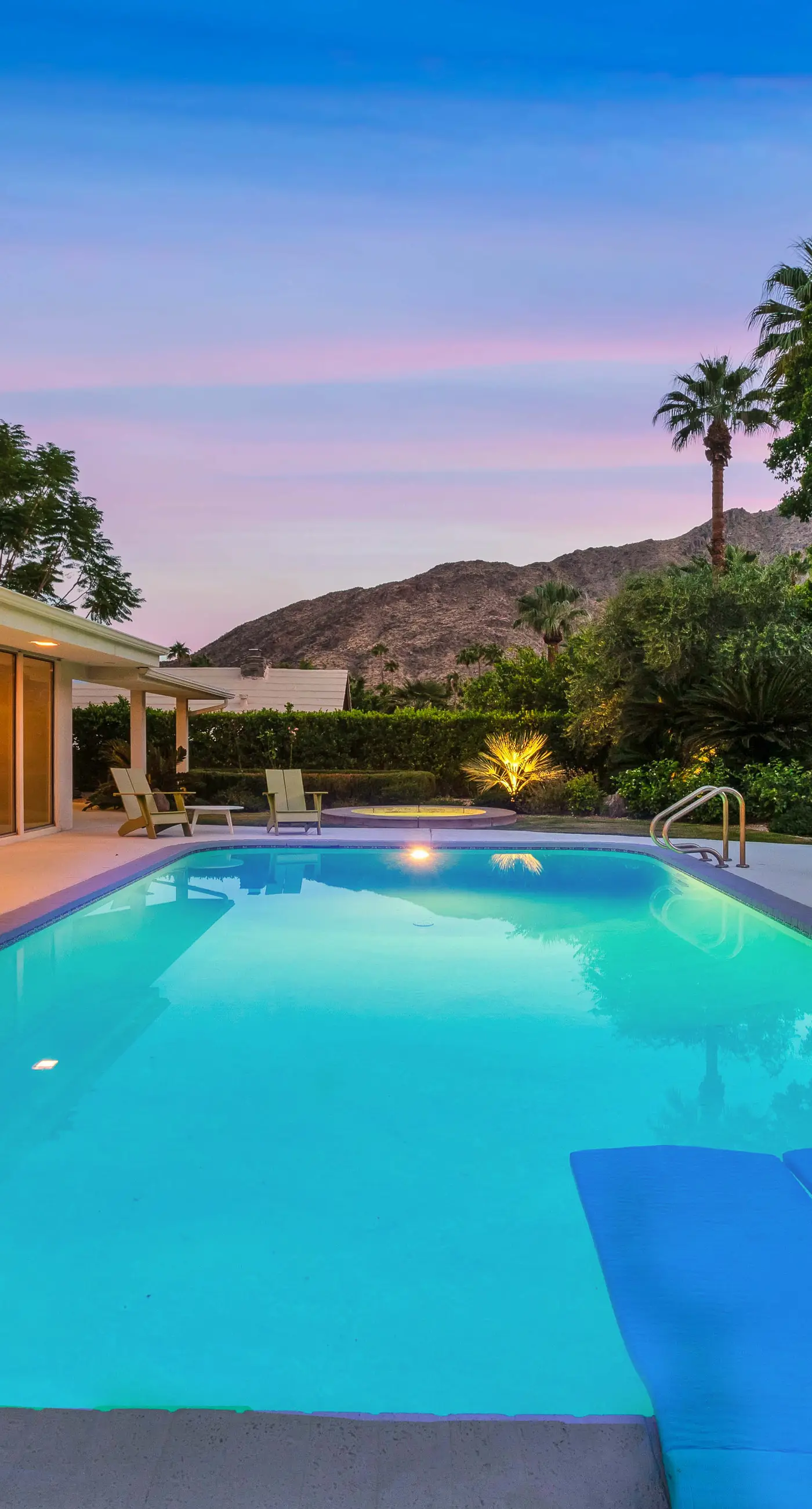 Palm Springs Style - 2875