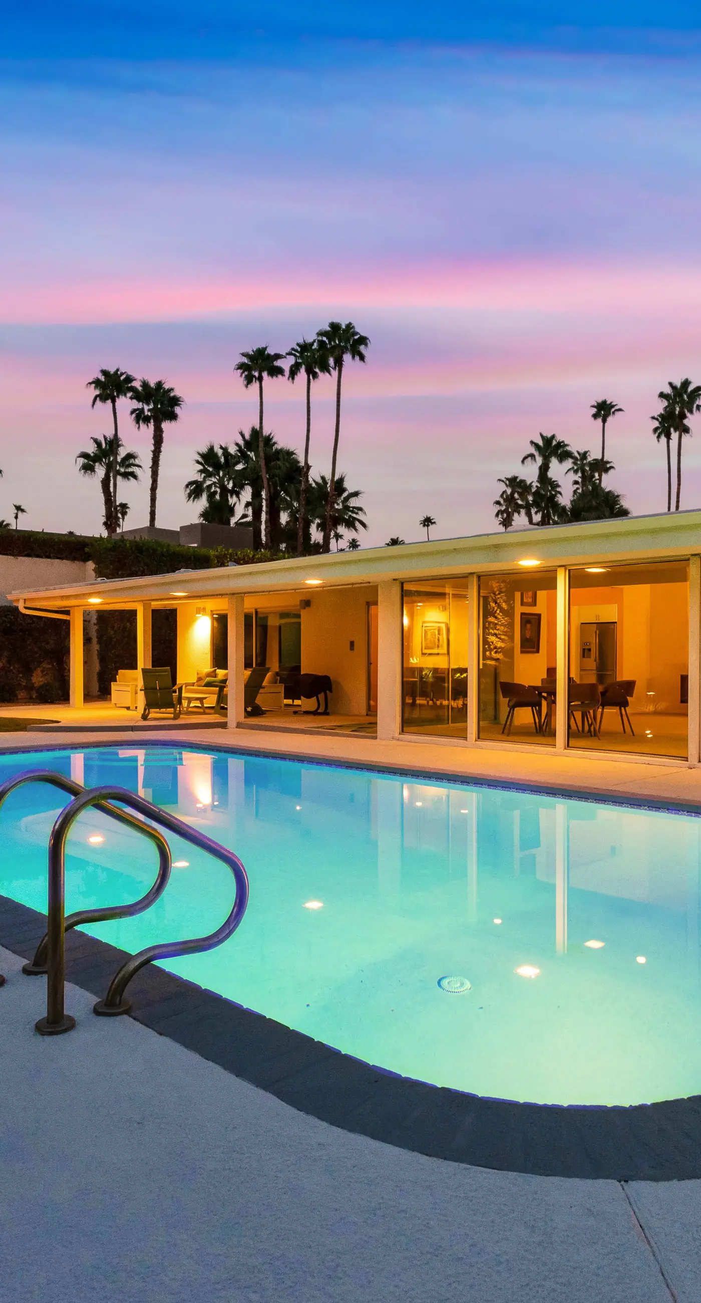 Palm Springs Style - 2875