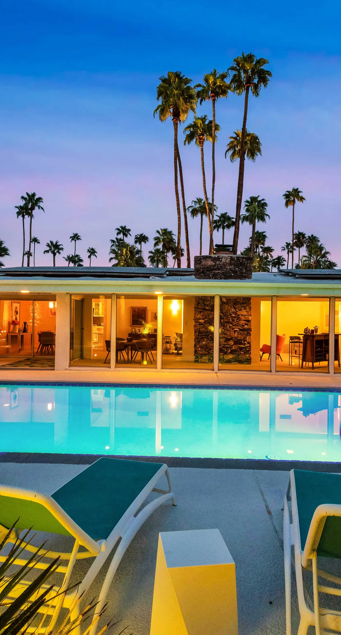 Palm Springs Style - 2875