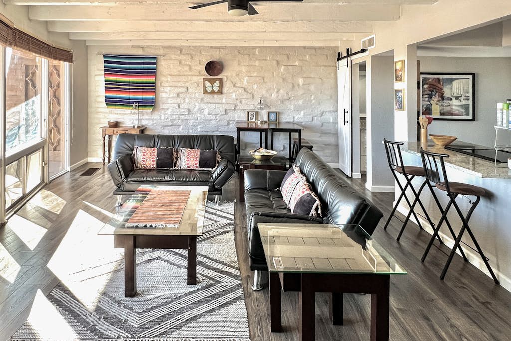 Lovely condo with desert views, on site golf, heated pool, & fitness center