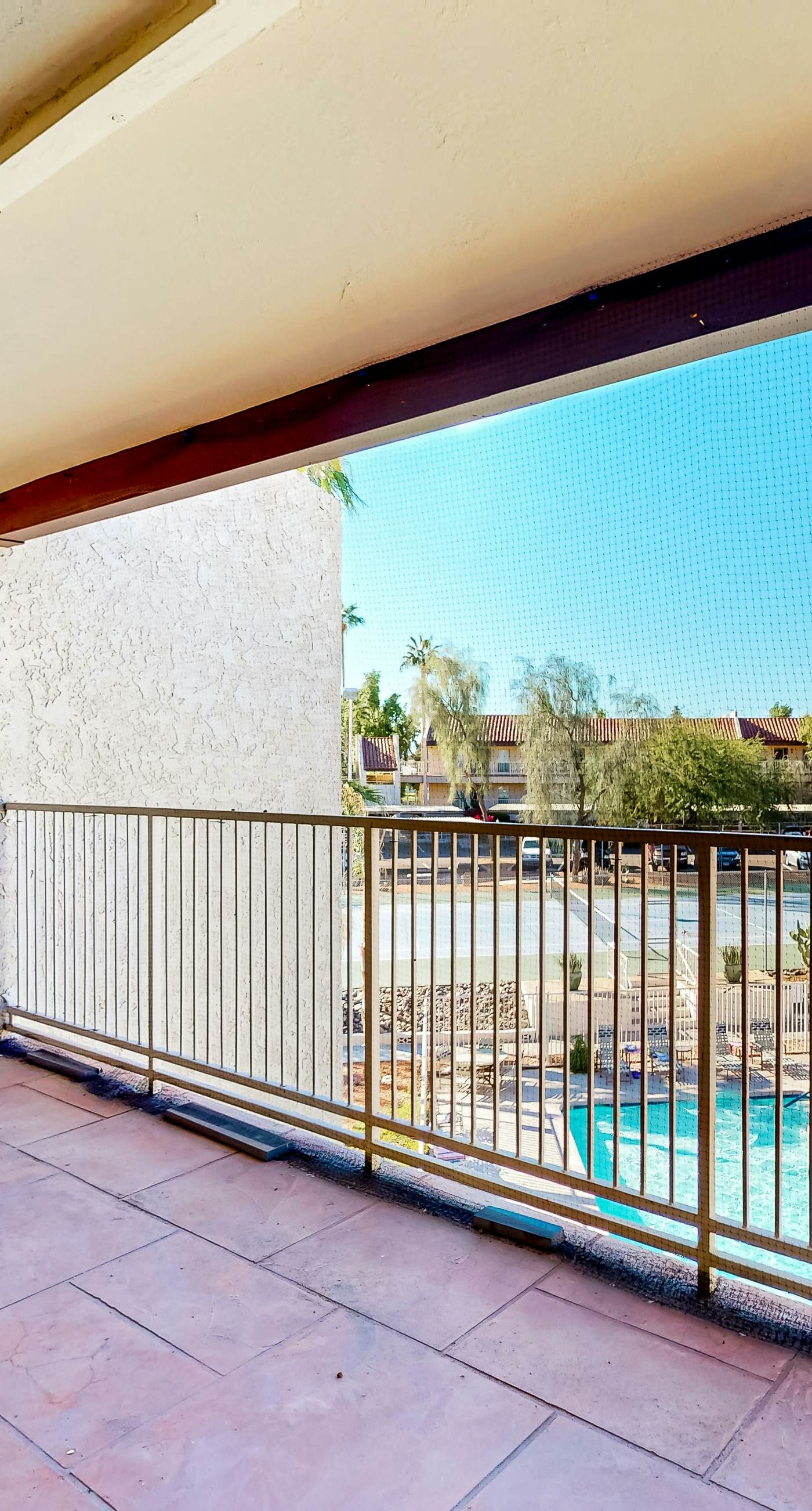 The Palm Searcher, Unit 344