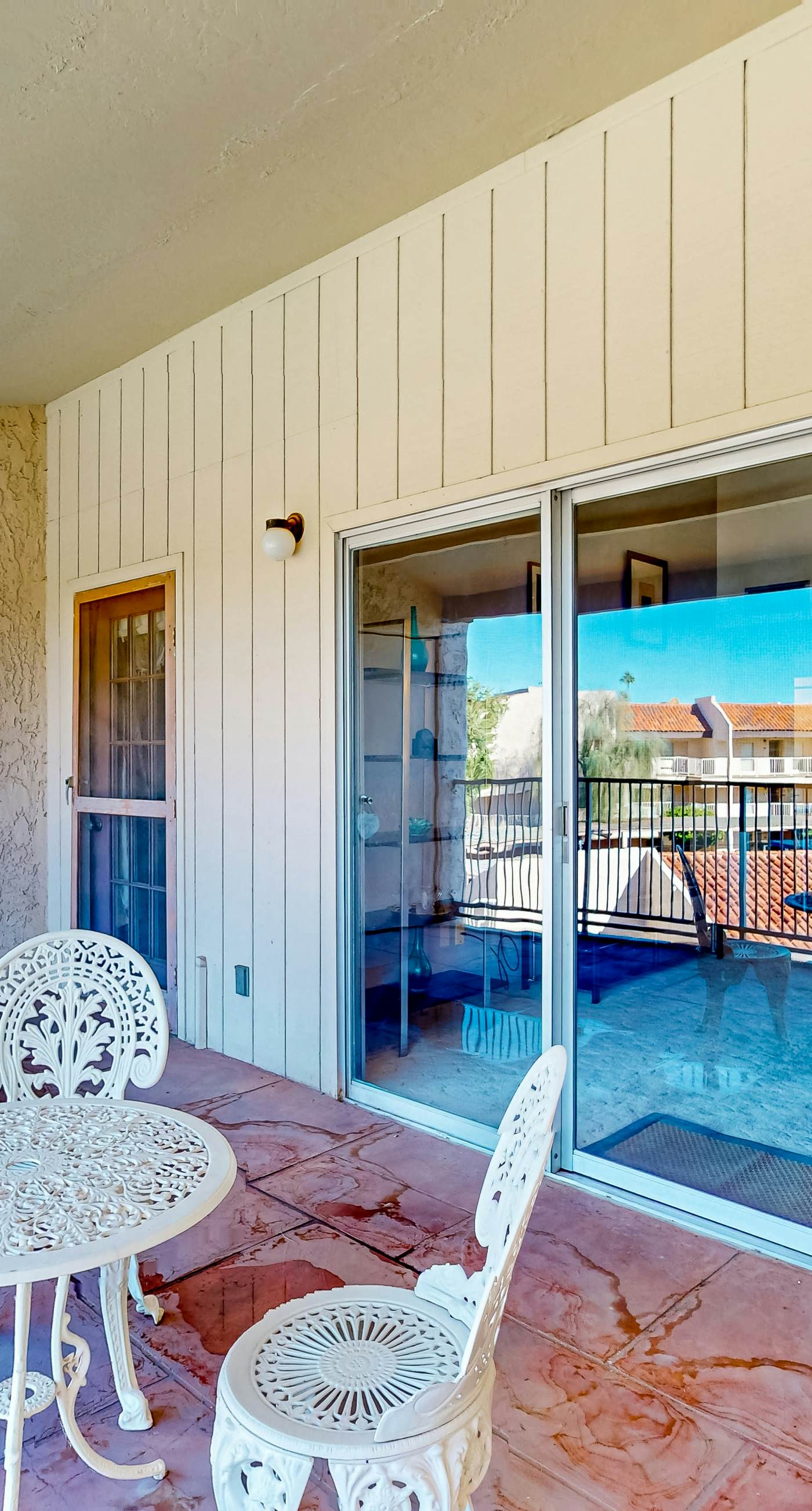 The Palm Searcher, Unit 344