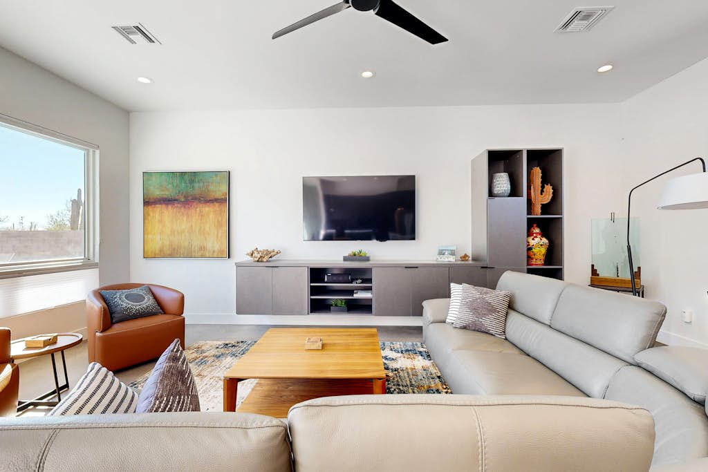 3-suite home on 2.5 acres, complete with a private pool & large furnished patio