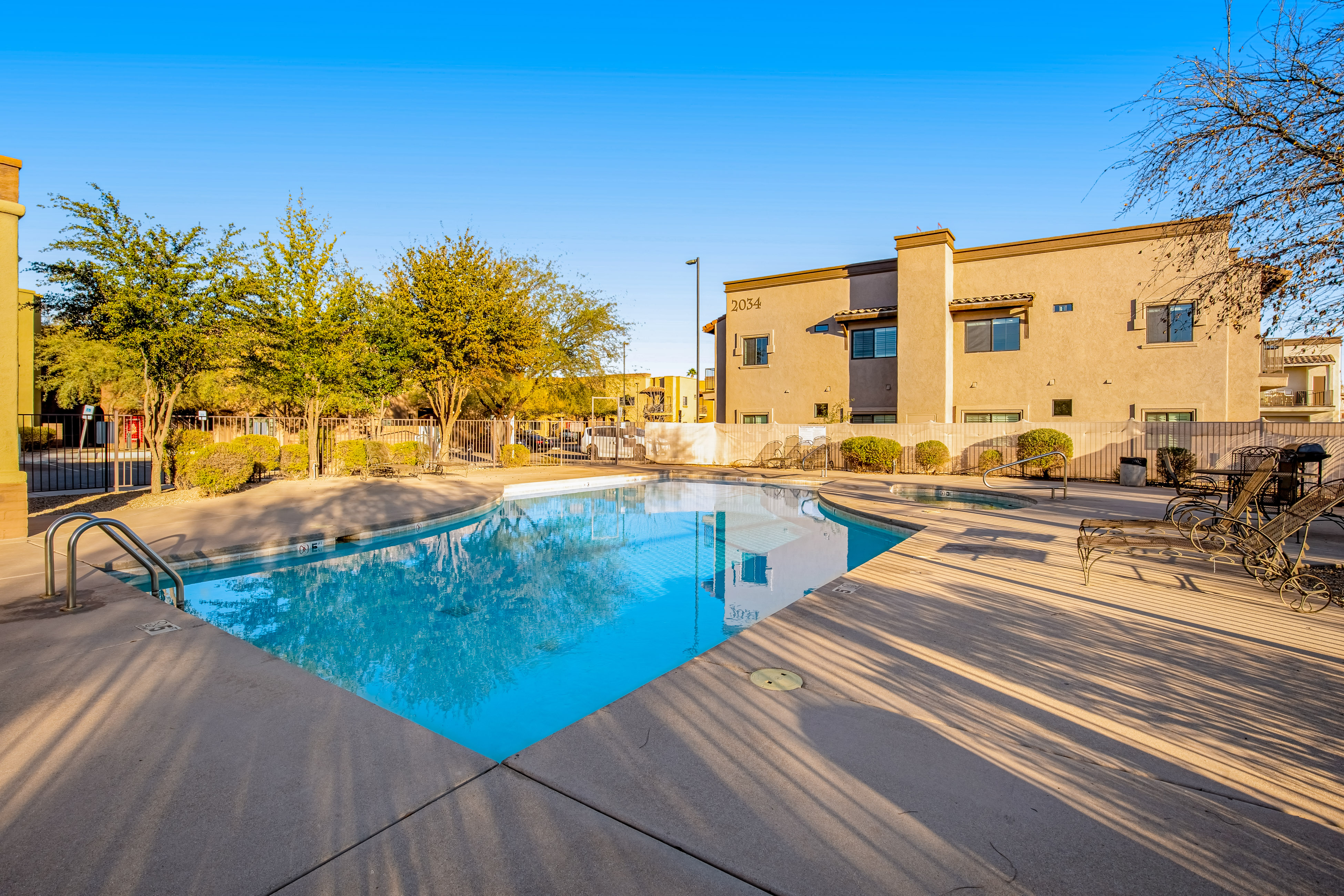 1st-floor condo with mountain views, pool, hot tub, private balcony, AC, & W/D