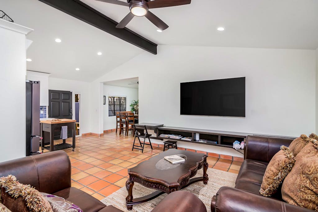 Escape to This Charming Single-Level Home in Scottsdale, AZ