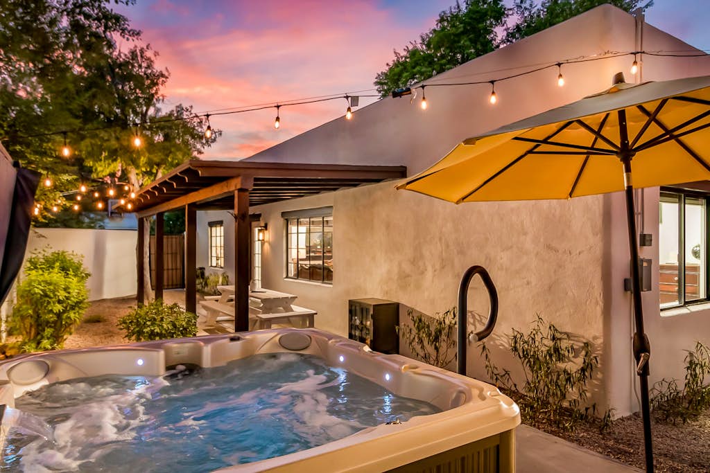 Escape to This Charming Single-Level Home in Scottsdale, AZ