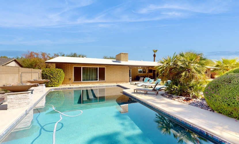 Dog-friendly home with private pool, hot tub, W/D, central AC & enclosed yard