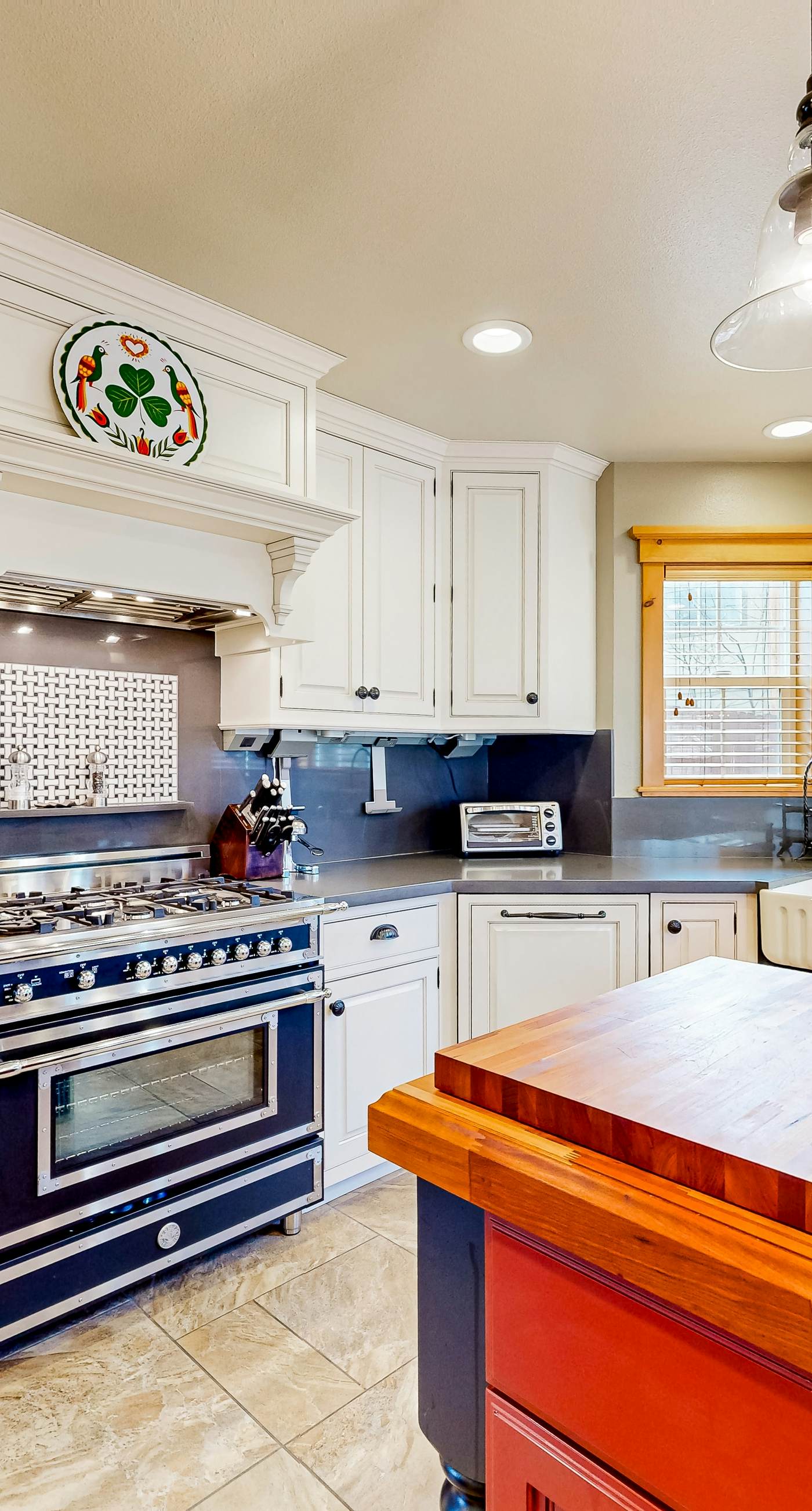 Flagstaff Fantasy - Main House