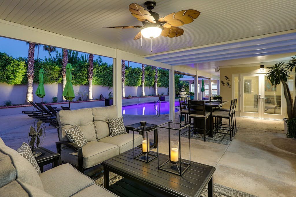 Relax at this remodeled home & casita w/ private pool & spa - 2 dogs OK
