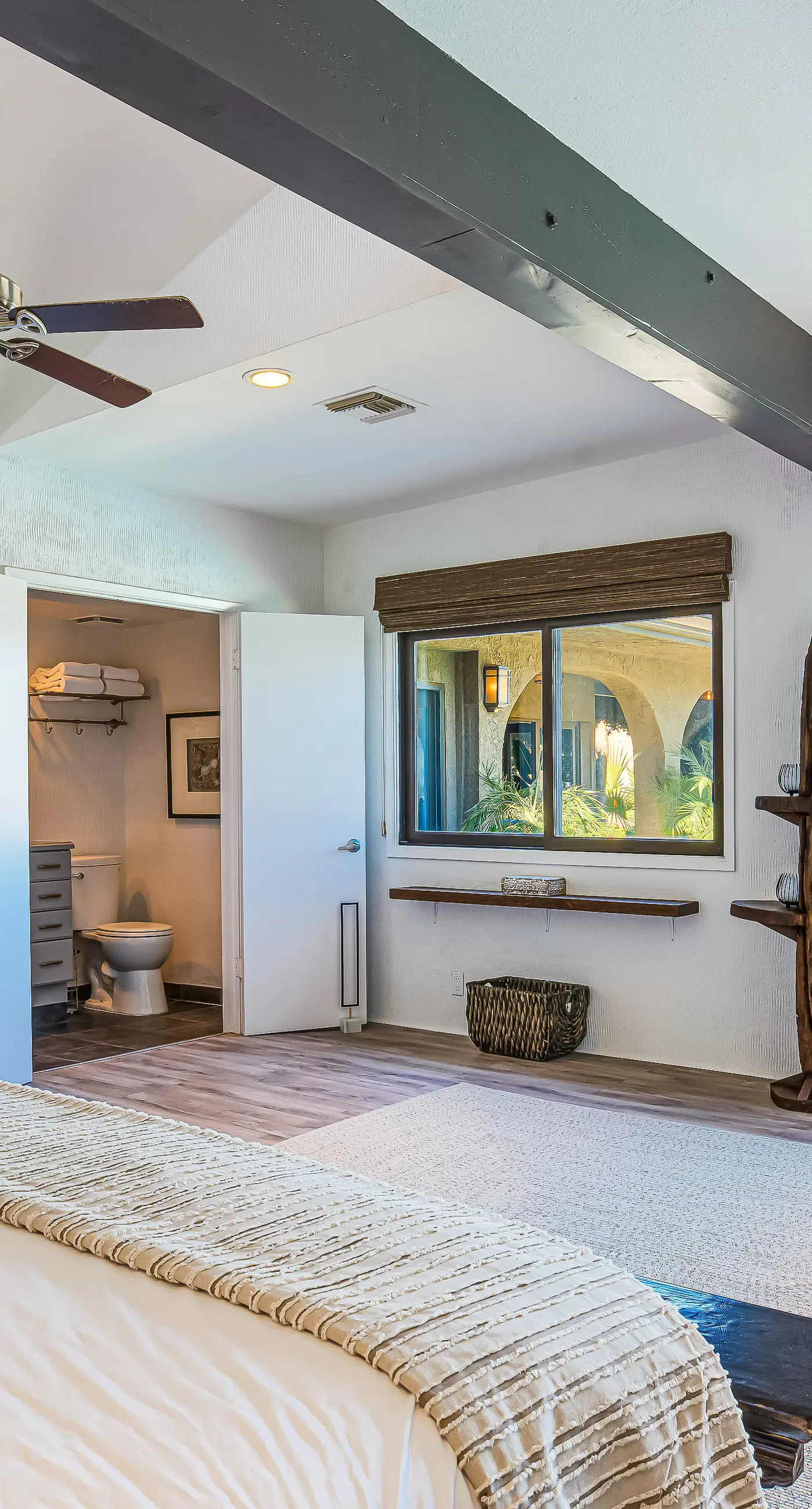 Cliff House - El Paseo Retreat