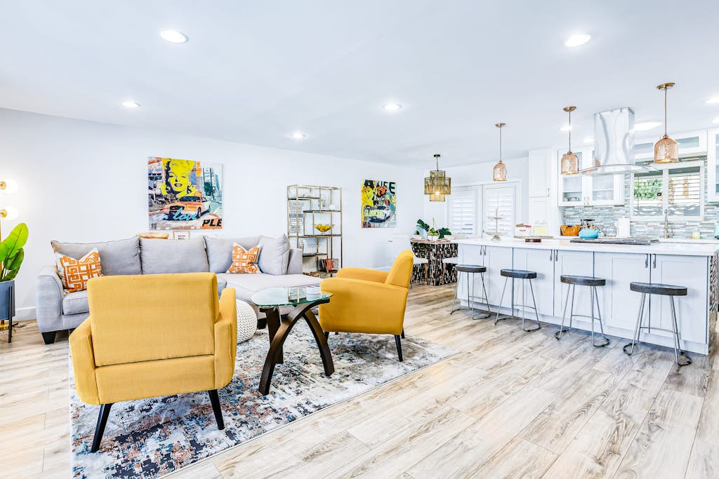 Stylish Dual-Suite Gem w/ Patio, Shared Pool, AC, Internet - 1 Block to El Paseo