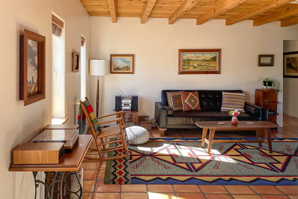 Dog-friendly desert oasis with private hot tub in Tucson's mid-town