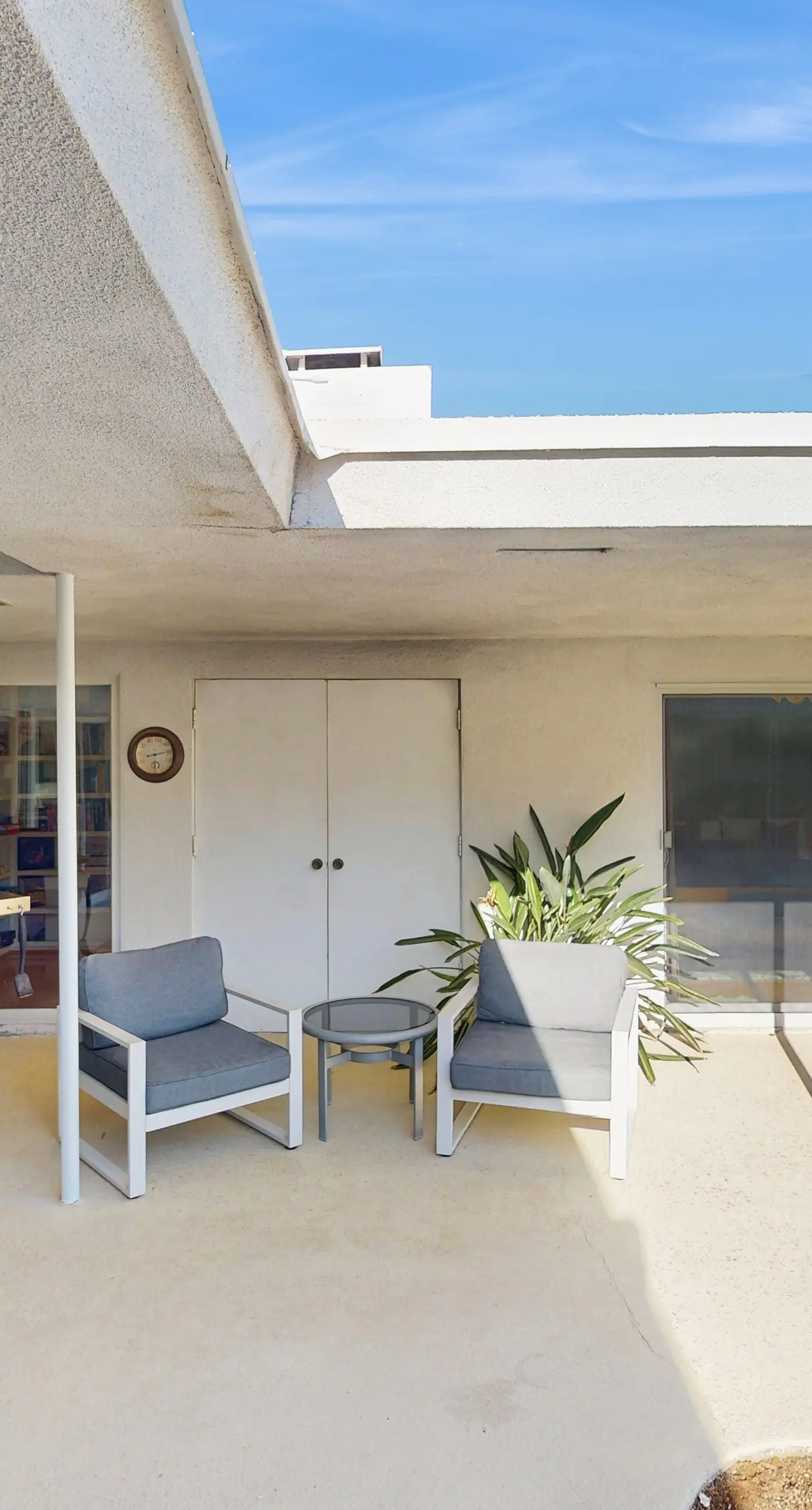 Oscar Mayer House - 1050