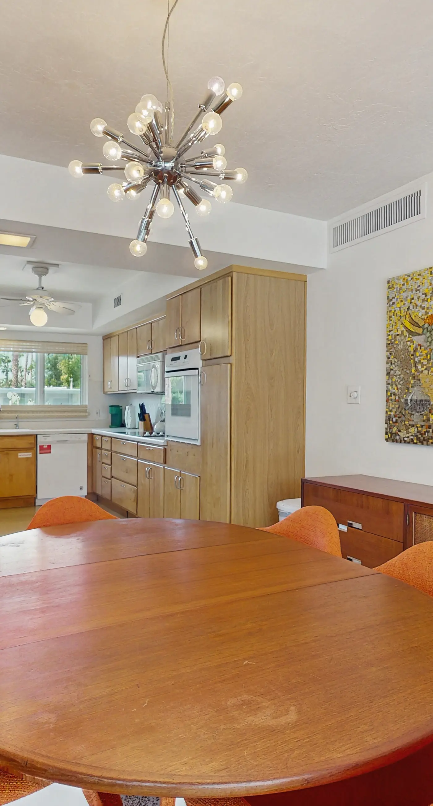 Oscar Mayer House - 1050