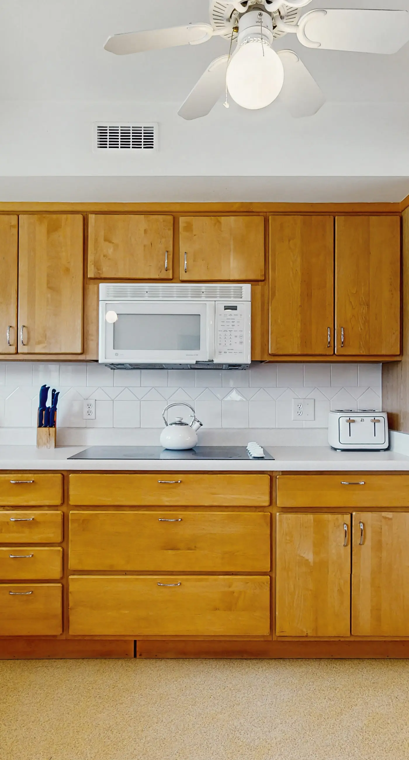 Oscar Mayer House - 1050