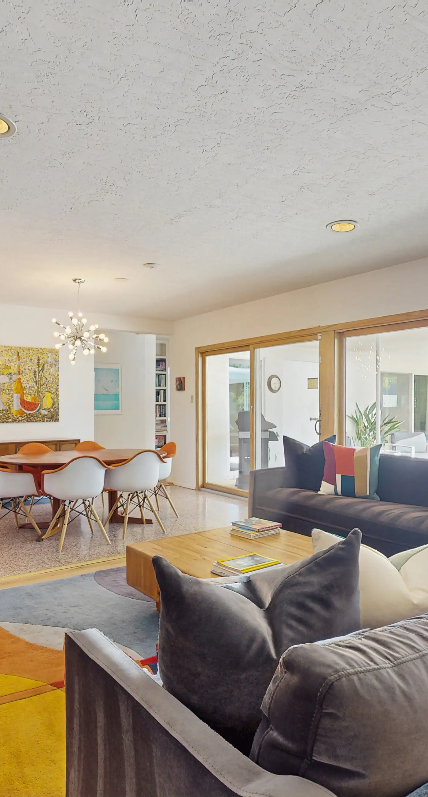 Oscar Mayer House - 1050